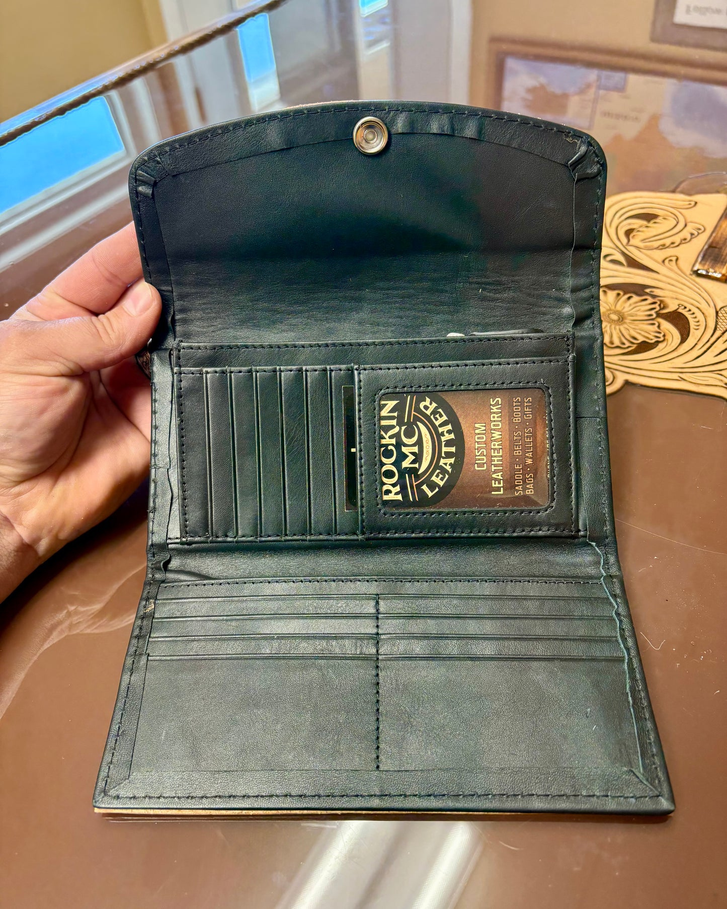 Women’s Tooled Floral Clutch Wallet