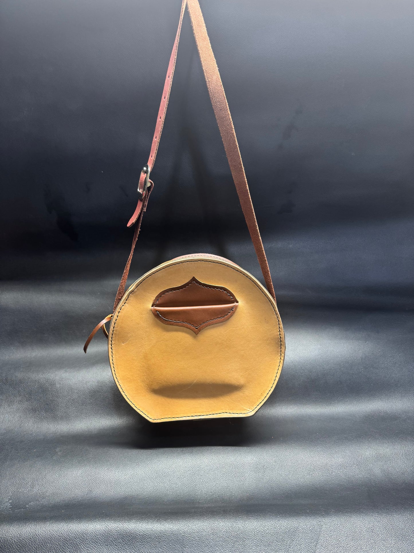 Hand Tooled Leather Purse with Pendleton Wool Inlay